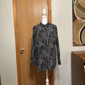 Nine West Medium Black & White w/Geometric Print Long Sleeve Button-Front Blouse